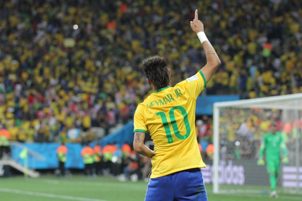 Neymar slavi pogodak nakon povratka u reprezentaciju Brazila